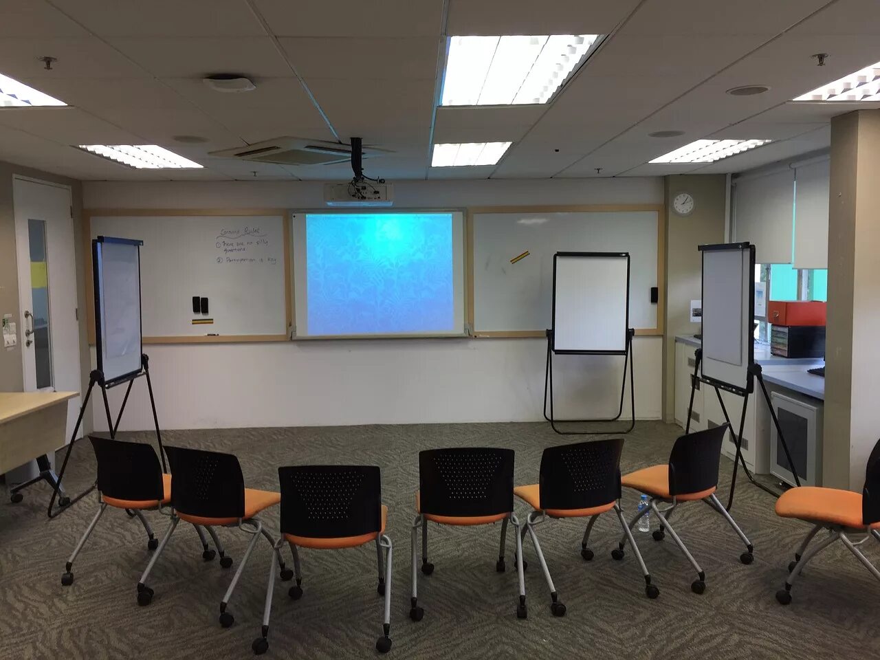 учебный класс создать. учебный класс создать. класс в школе. современный класс. учебный класс создать.