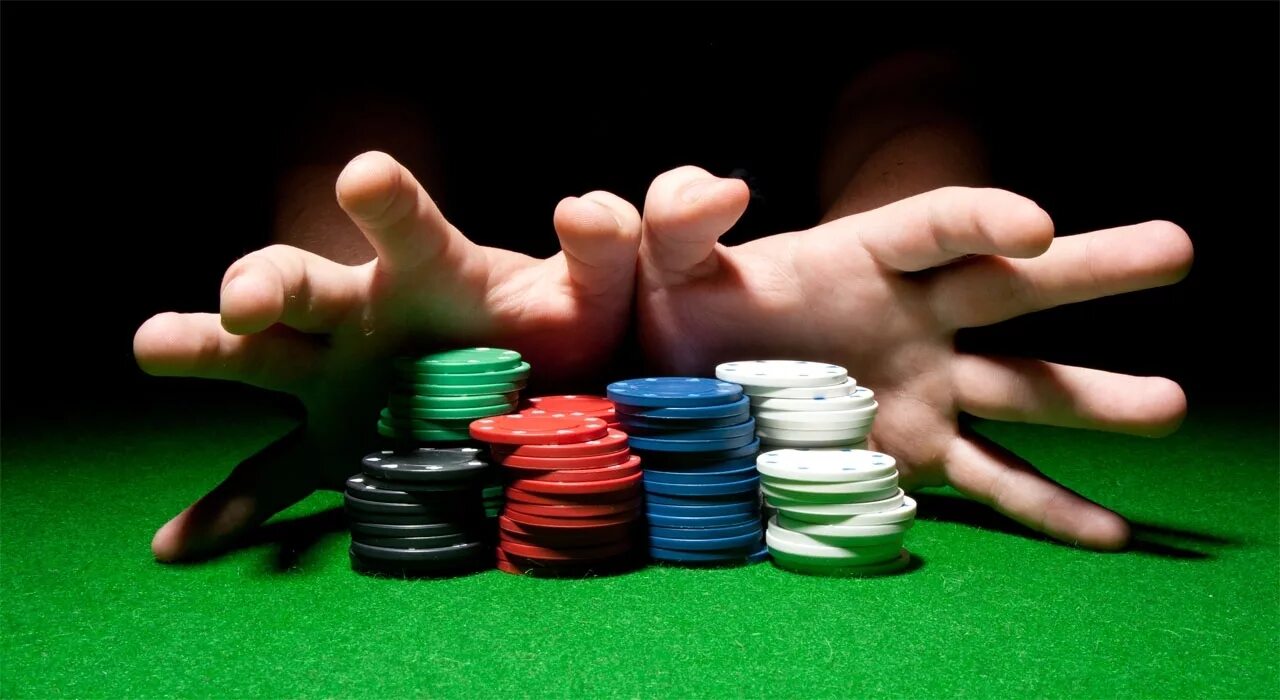 Go all in. All in покер. ва банк в покере. ва банк фишки.