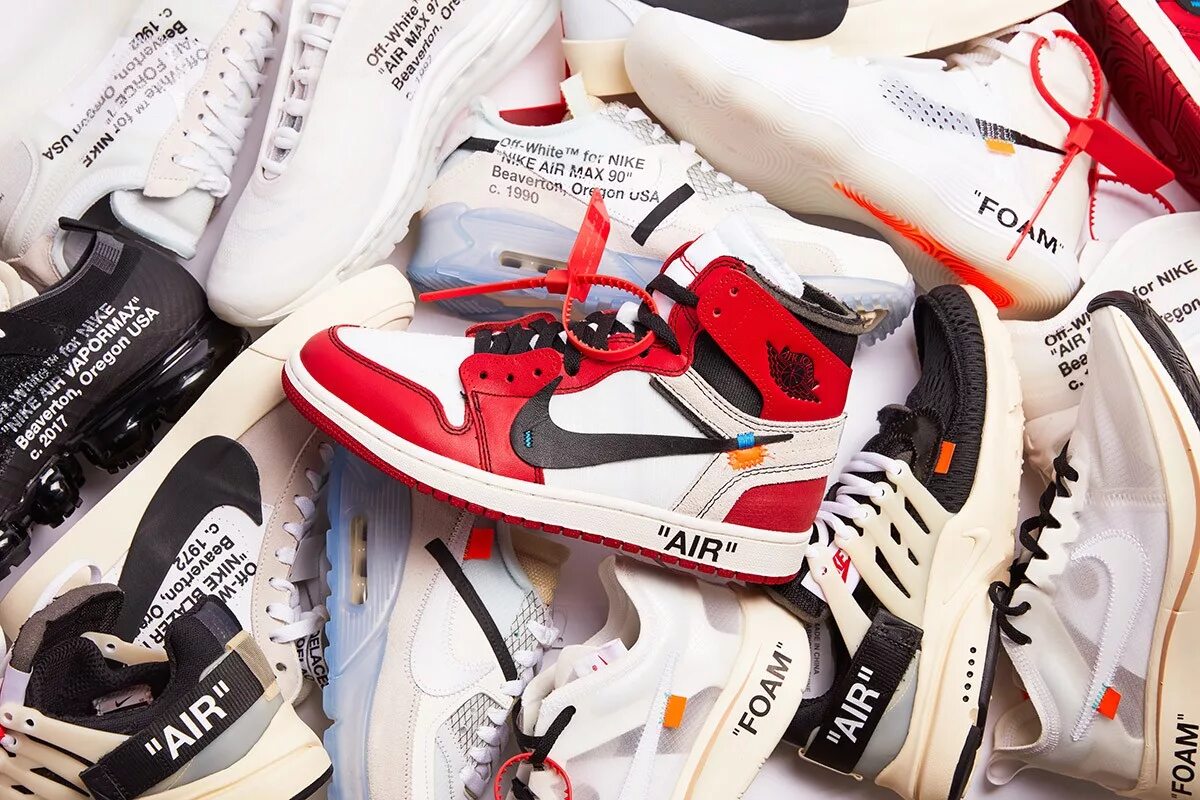 Найк. Много кроссовок. Коллекция кроссовок. Кроссовки nike много. Кроссовки магазин.