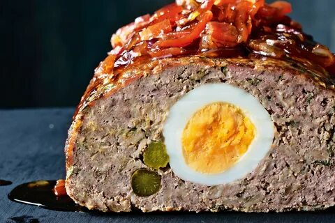 Мясной хлеб с яйцом