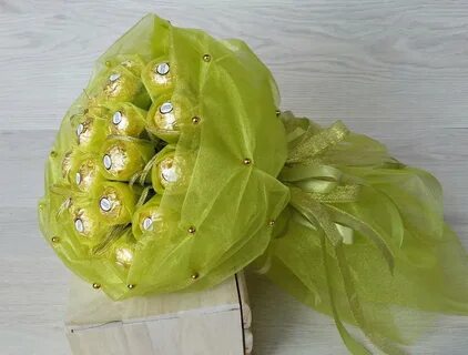 Букет из упаковочной