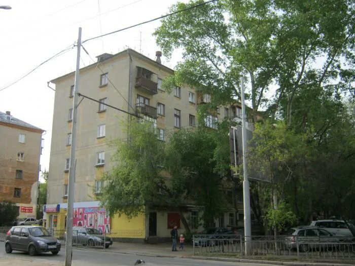 Екатеринбург академическая 21. Академическая 8 новосибирск. Академическая улица екатеринбург. Академическая улица, 8,. Г екатеринбург ул академическая.