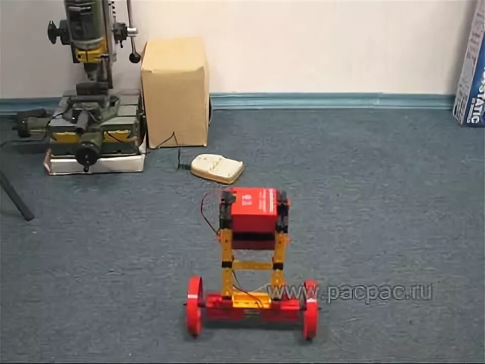 Балансирующий робот. Механизм переворачивания роботов для blast.