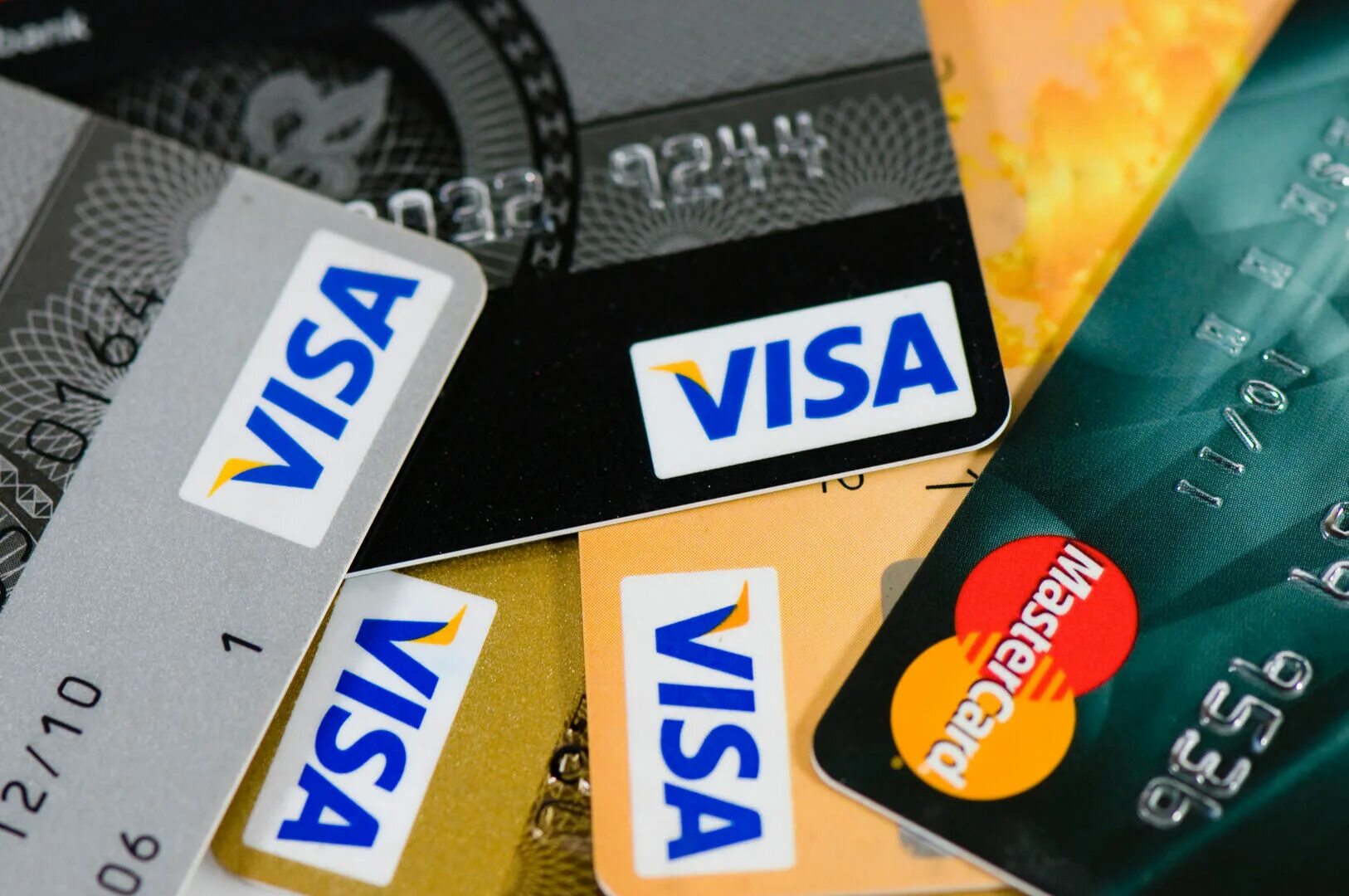 Несколько карт. Visa компания. visa картинка. транснациональные корпорации visa. карты виза виды.