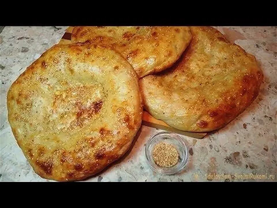 Простые лепешки в духовке фото