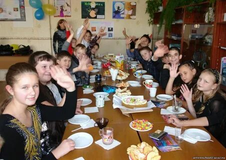 Взять год после школы