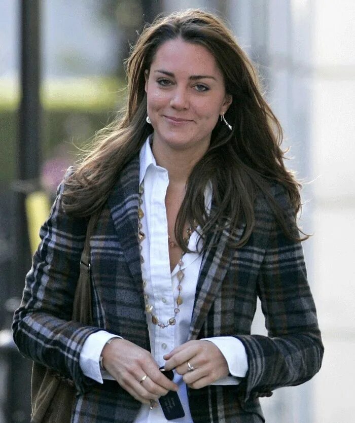 Кейт миддлтон в юности. Герцогиня кембриджская кэтрин в юности. Кейт миддлтон в университете. Герцогиня кейт в молодости. Миддлтон в молодости.