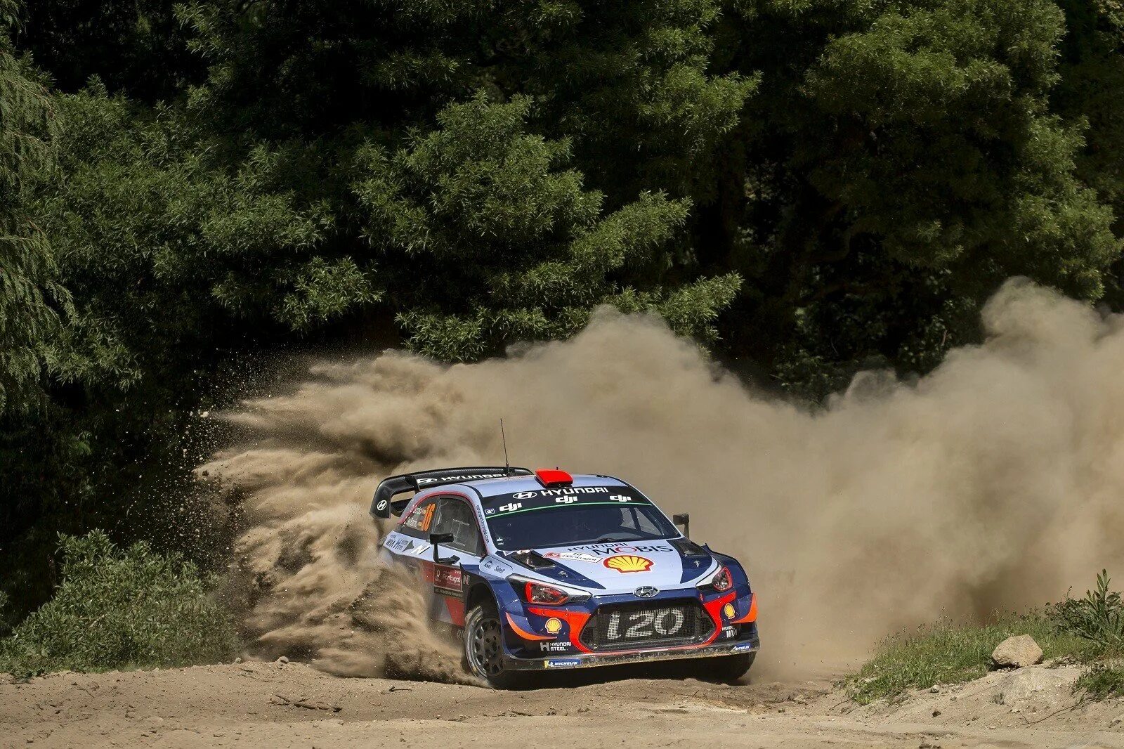 День ралли. Крейг брин гонщик. Toyota yaris wrc. День ралли. День ралли.