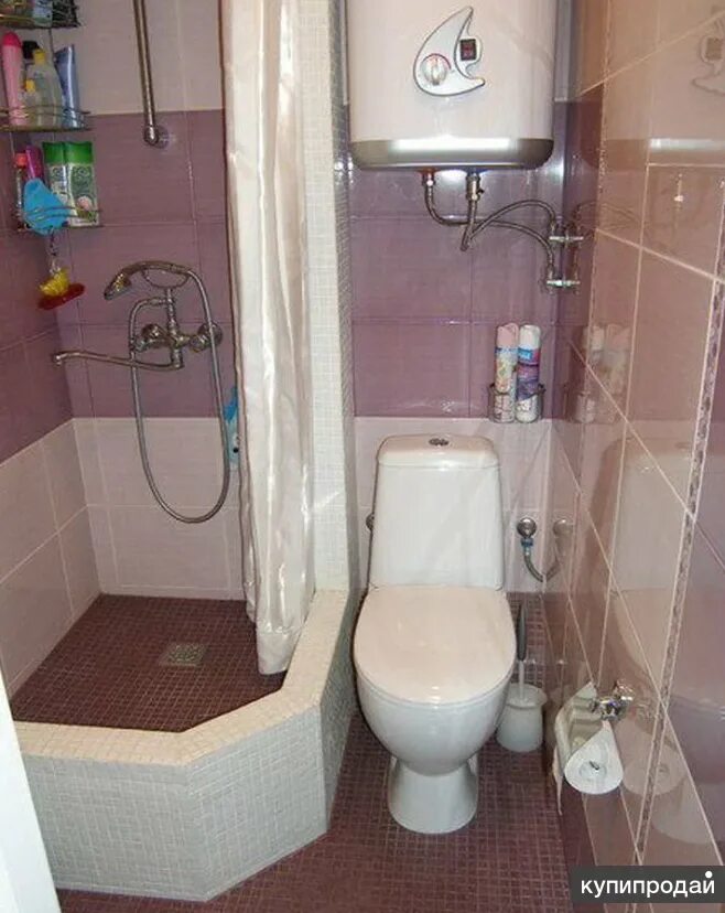 Туалет с душем в квартире. Туалет и душевая в гостинке. Туалет в комнате общежития. Санузел в комнате общежития.