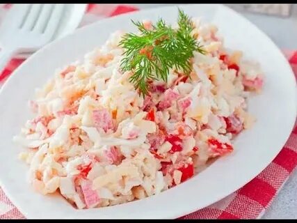 Простой салат из крабового мяса