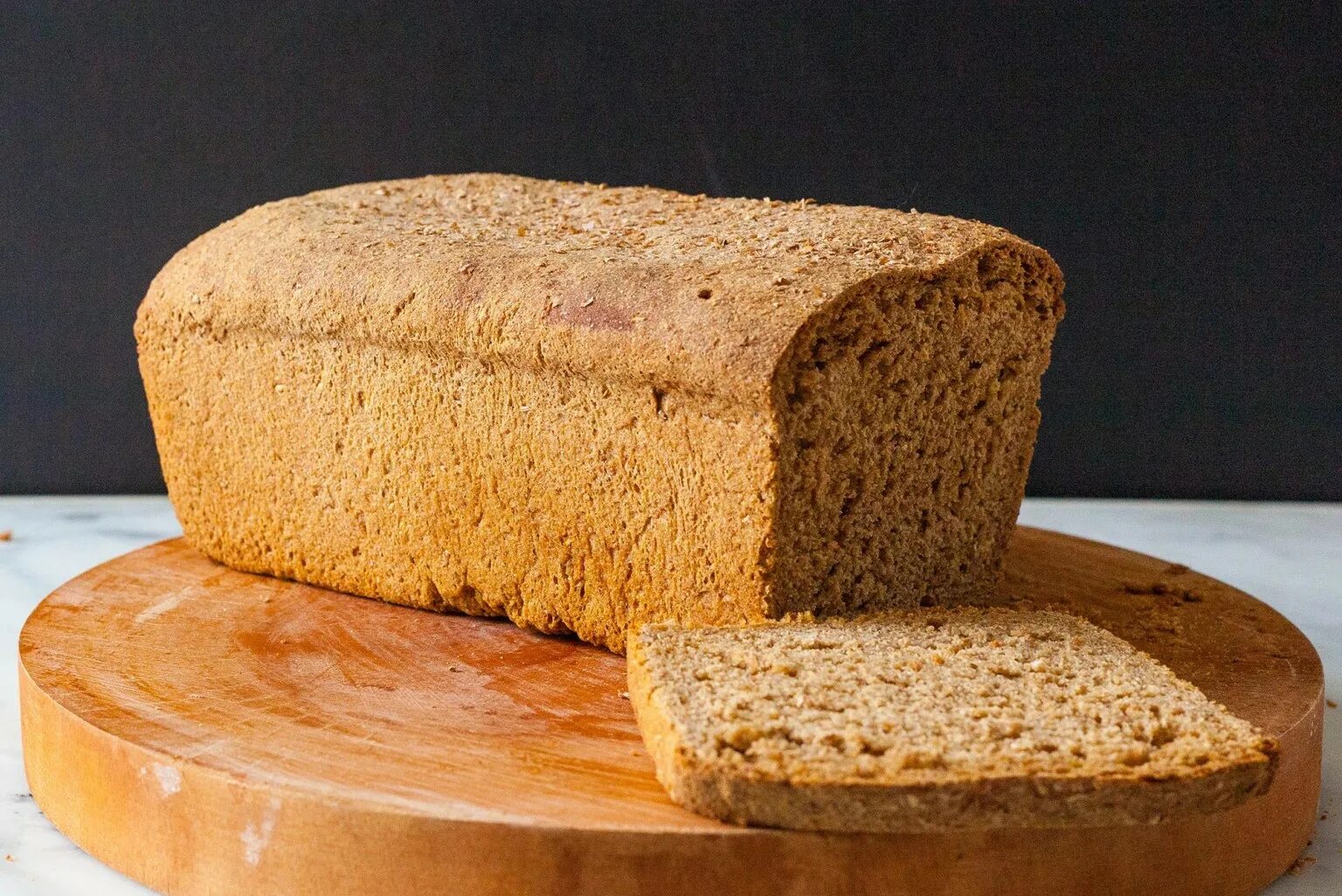 Too bread. Хлеб. австралийский хлеб. brown bread. плоский хлеб.