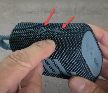 Колонка jbl не заряжается