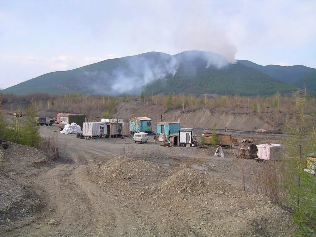 Погода в районе большевик. Поселок Большевик Магаданская область. Прииск Большевик Сусуманский район. Поселок Большевик Сусуманского района. Магадан Большевик.