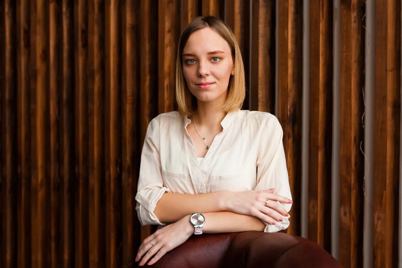 Курсы валерии мещеряковой. Школа 1370 учителя. Каменская людмила владимировна. Светлана александровна иванова учитель английского языка. Константинова людмила евгеньевна.