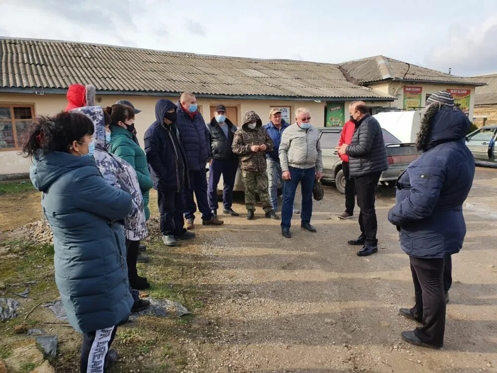 Погода в плодовитом. Село Урожайное Симферопольский район. Трудовской сельский совет Симферопольский район. Глава Урожайновского сельского поселения Крым. Трудовское сельское поселение Симферопольского района.