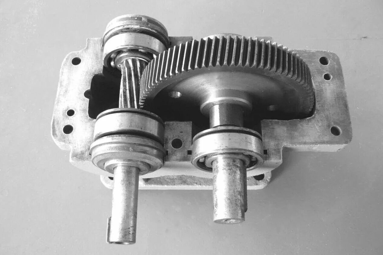 редуктор gearbox 3214. цилиндро конический редуктор 2-3000. редуктор ц2у-400. косозубый редуктор. редуктор vrl 140 3 д модель.