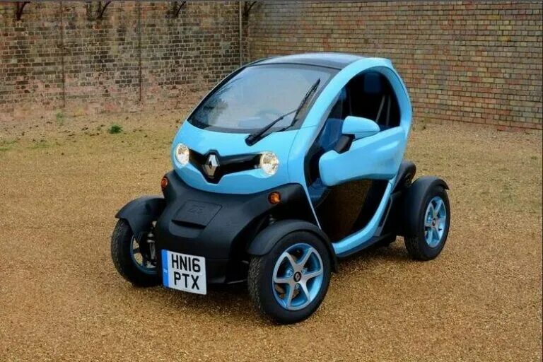 Renault Twizy - маневренный ультракомпактный электромобиль для коротких поездок 