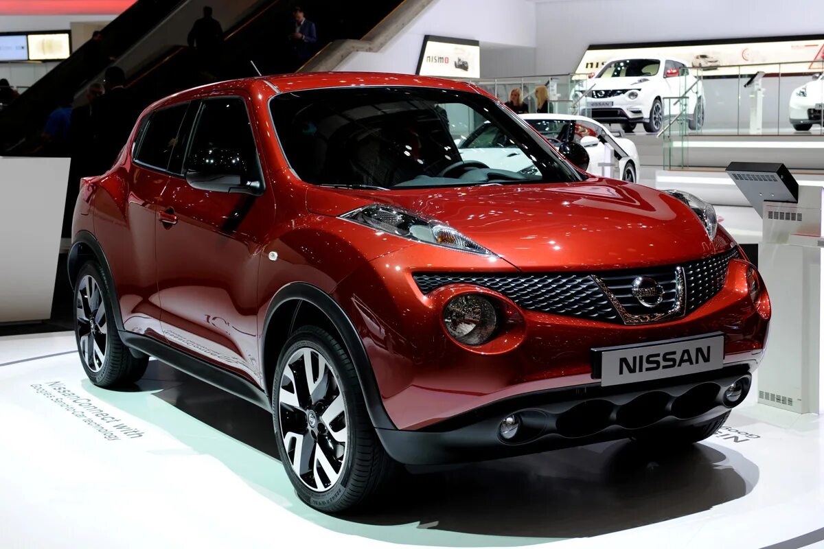 Жук полный привод. Nissan Juke. Nissan Juke кроссоверы. Ниссан Жук полноприводный. Ниссан Жук c2.