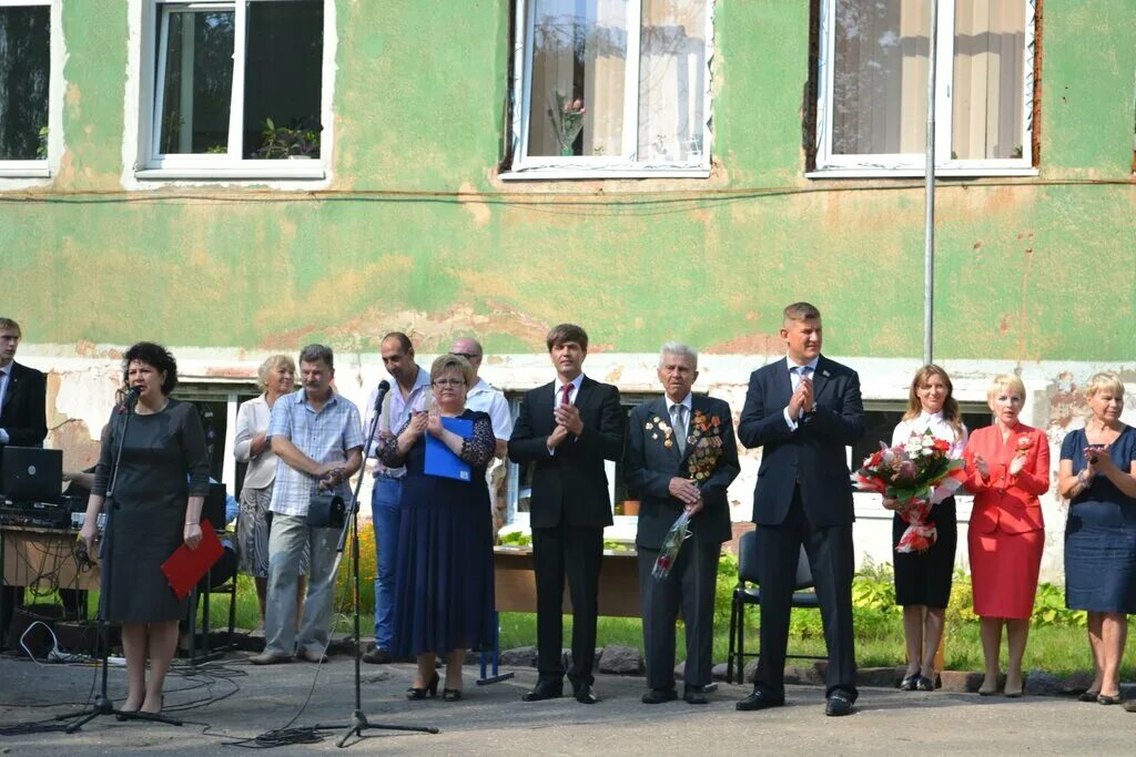 Журнал 4 школы советск. 3 Школа Советск. Школа номер 3 город Советск. 3 Школа в Советске Калининградская обл. Школа 3 Советск 2007 год.