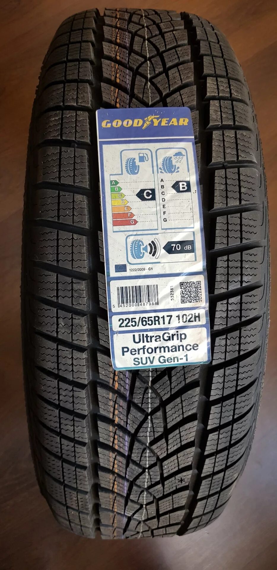 Резина goodyear ultragrip performance. Goodyear ULTRAGRIP Performance Gen-1. Goodyear ULTRAGRIP Performance SUV Gen-1 215/65r17 99v. Goodyear ULTRAGRIP Performance SUV Gen-1. Goodyear ULTRAGRIP Performance Gen-1 + SUV 215/60 r17 96h.