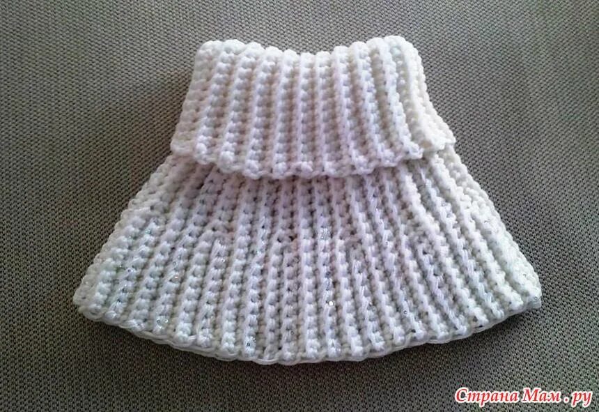 Манишка укороченными рядами. Манишка женская крючком. Манишка схема. Манишка укороченными рядами спицами. Манишки.