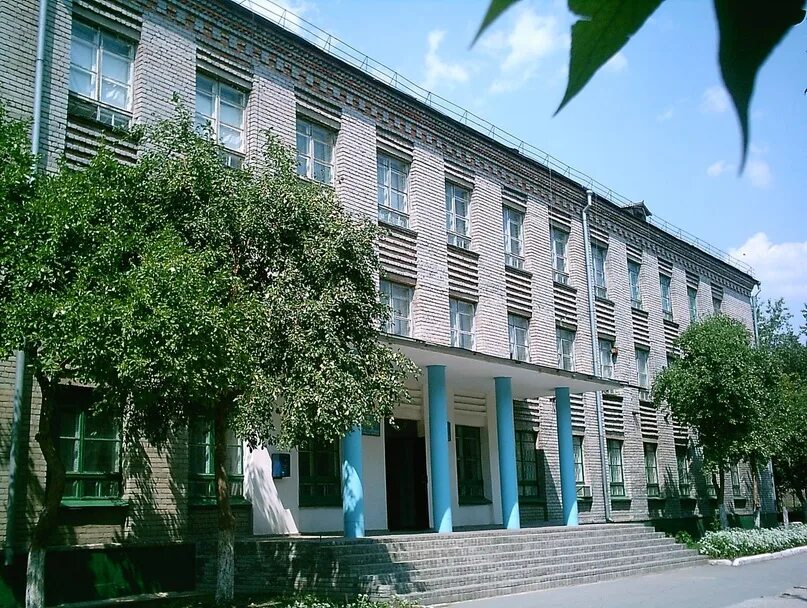 Индустриальный колледж клинцы. Клинцы гапоу кипк корабцева. Техникум клинцы. Кипк клинцовский индустриально педагогический колледж. Индустриально-педагогический колледж клинцы.