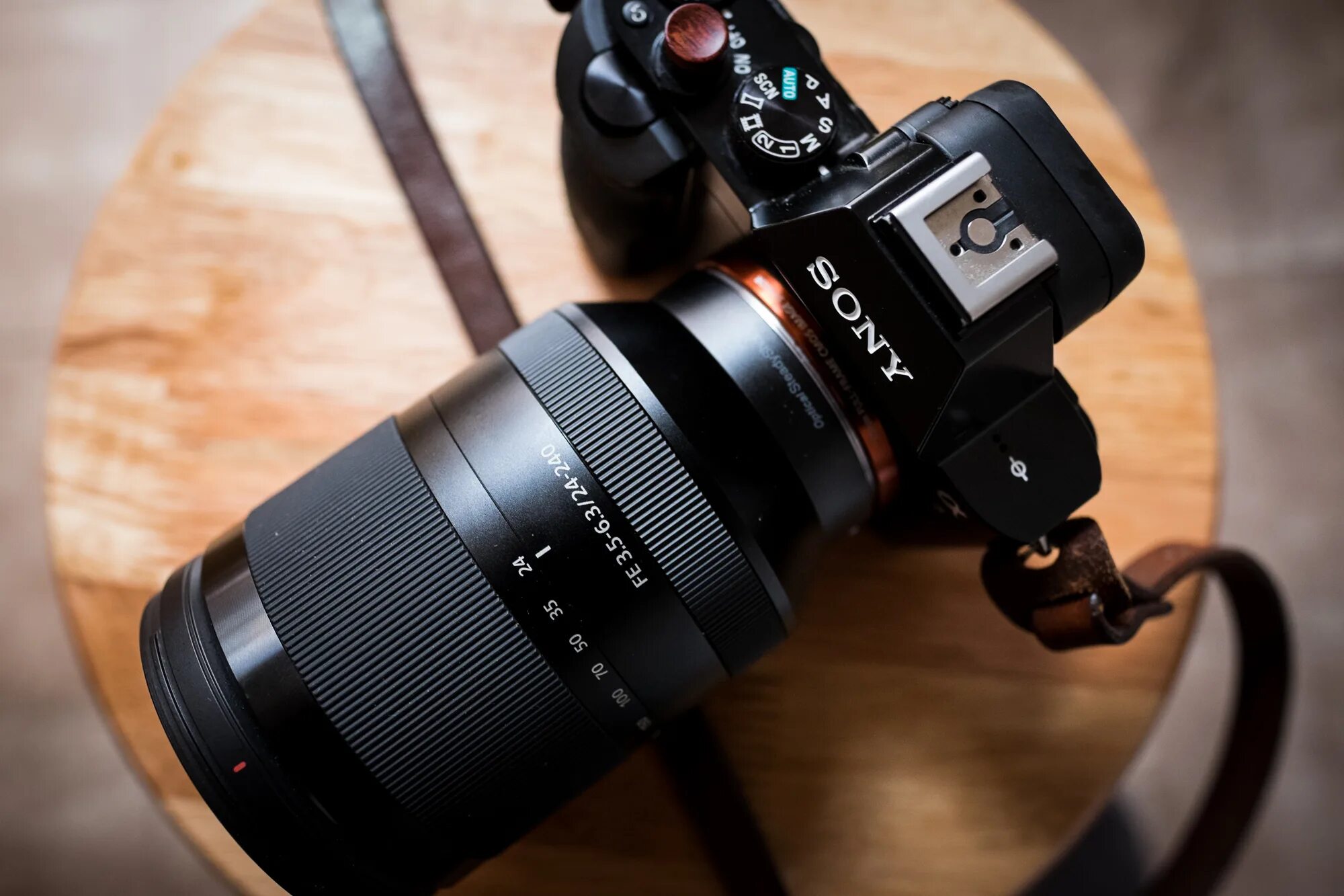 6 oss (sel-2870). Sony fe 24-105mm f4 g oss. 5-5. 5-6. Sony fe 24-240mm f/3.