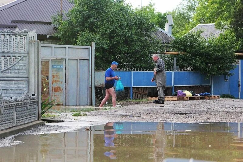 Затопление ставрополя. Затопления ставрополь. Подкумок 2002 наводнение кисловодск. Затопления ставрополь. Наводнение в ставропольском крае.