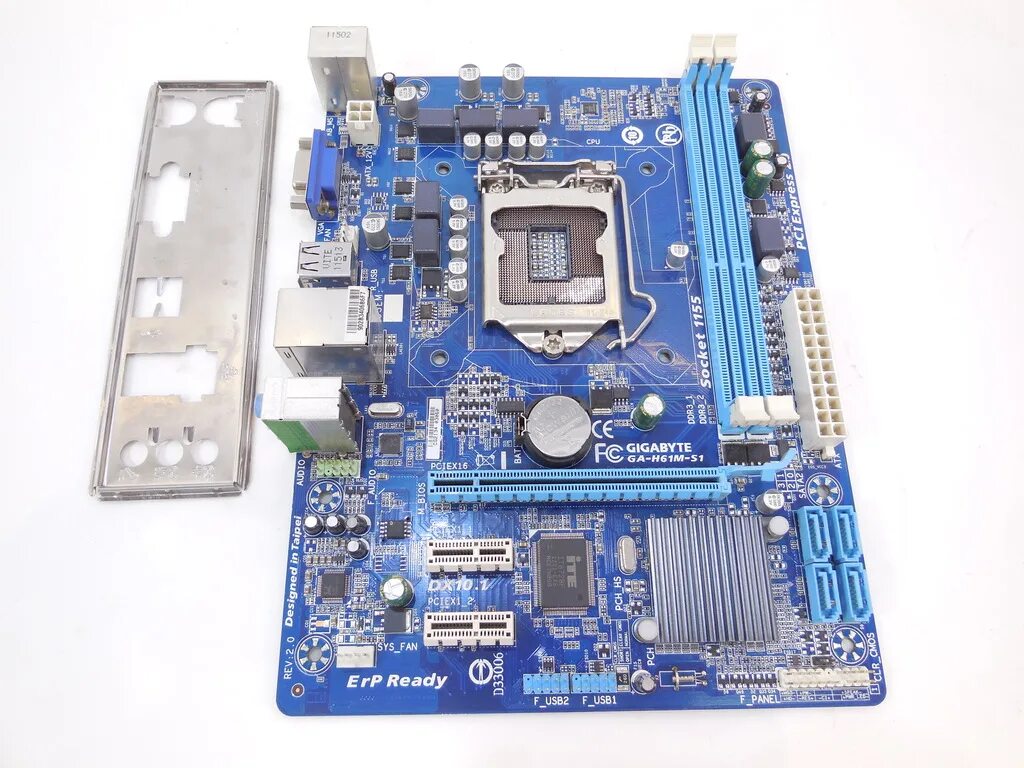 Gigabyte h61. Материнская плата Gigabyte Socket 1155. Материнская плата Gigabyte 1155 h61. Гигабайт ga-h61m-s1. Мат плата Gigabyte ga-h61m-s1.