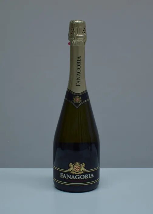вино игристое российское фанагория белое полусладкое
