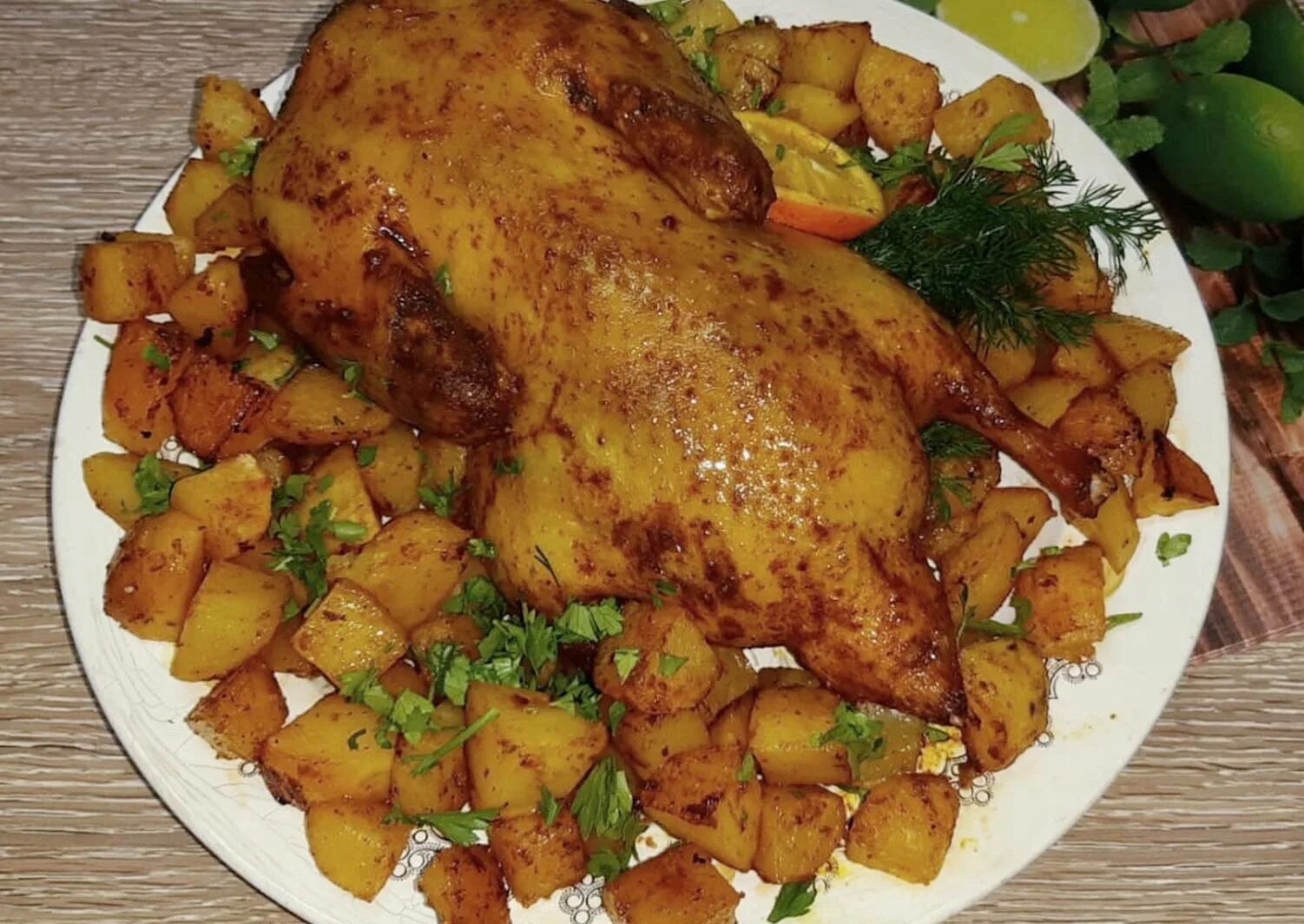 утка фаршированная картофелем. утка с тыквой в духовке. утка фаршированная картофелем. запеченная утка с картошкой. жареная утка в духовке с картошкой.