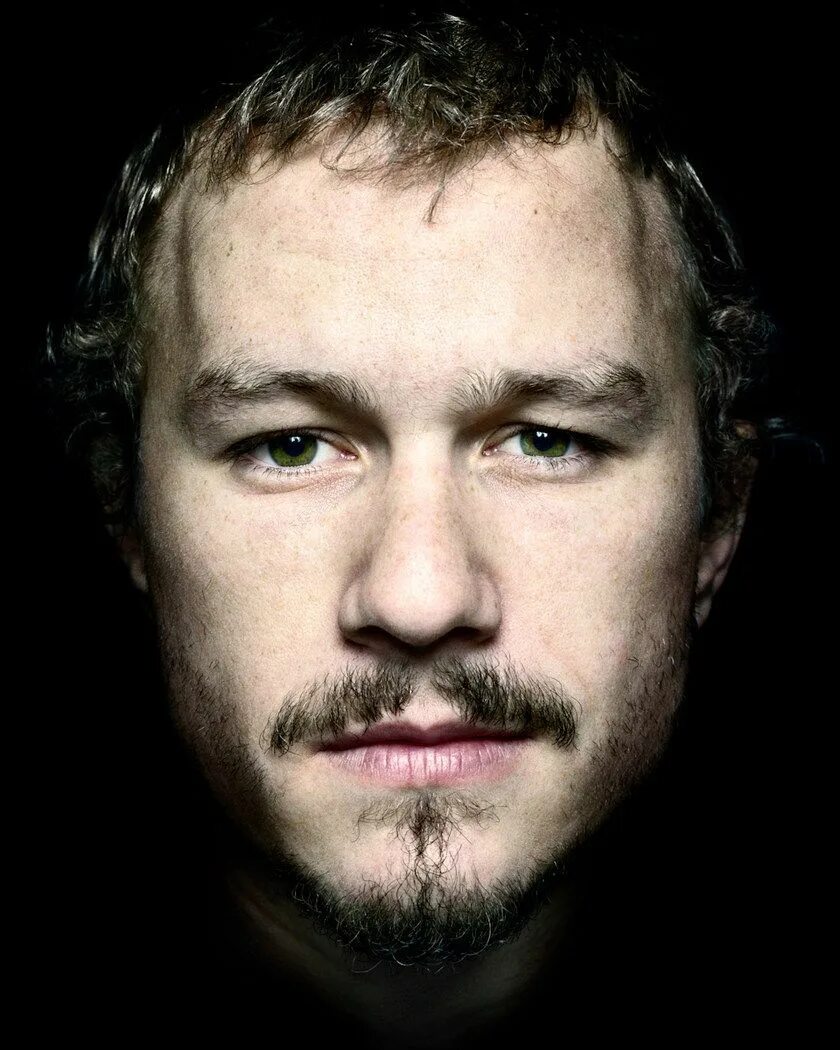 Актер хит леджер. Хит леджер фото. Хит леджер оскар 2006. Heath ledger. Хит леджер рост.