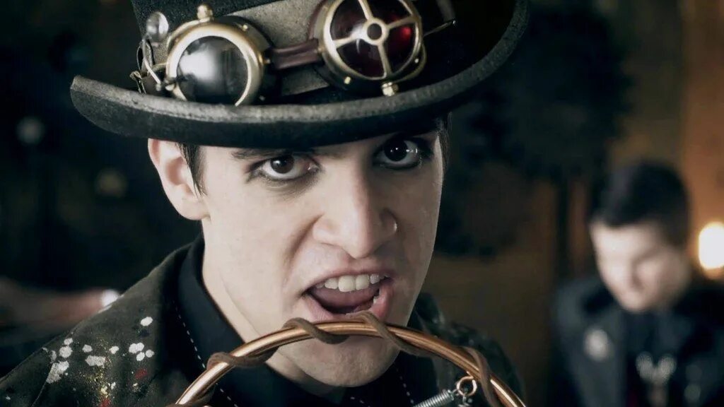 Группа panic! at the disco. Panic! at the disco - vices & virtues ( 2011 ). Паник брендон. Panic at the disco клипы. Panic at the disco клипы.