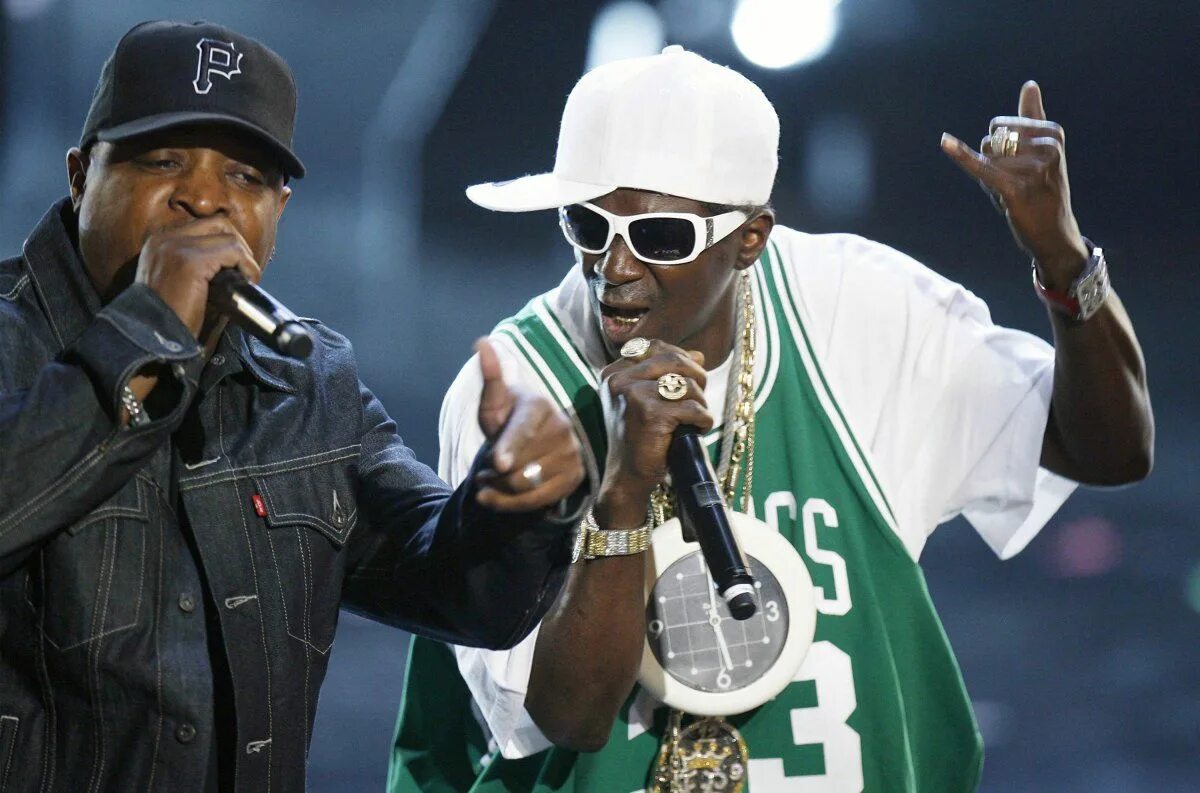 Флэв. Public Enemy флейвор Флав. Public Enemy flavor Flav. Public Enemy с часами. Chuck d public Enemy.