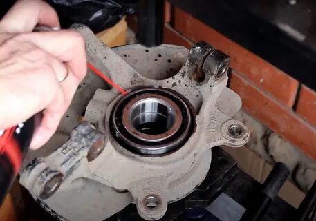 Может ли заклинить ступичный подшипник