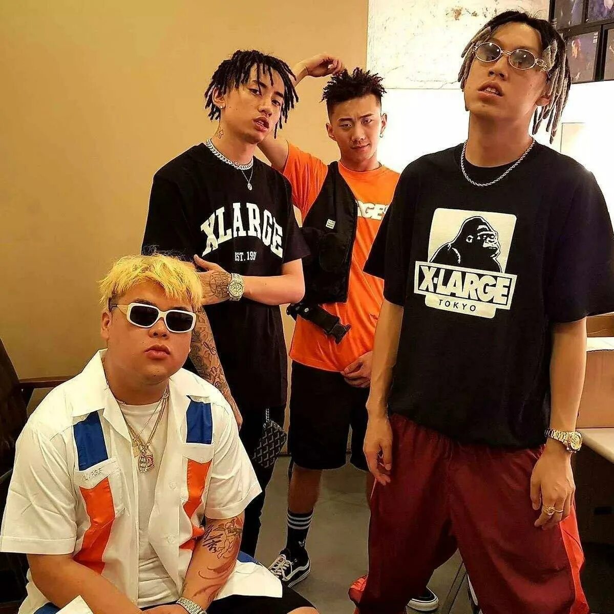 Higher brothers DZKNOW. Higher brothers Psy.p. Mvrook higher.