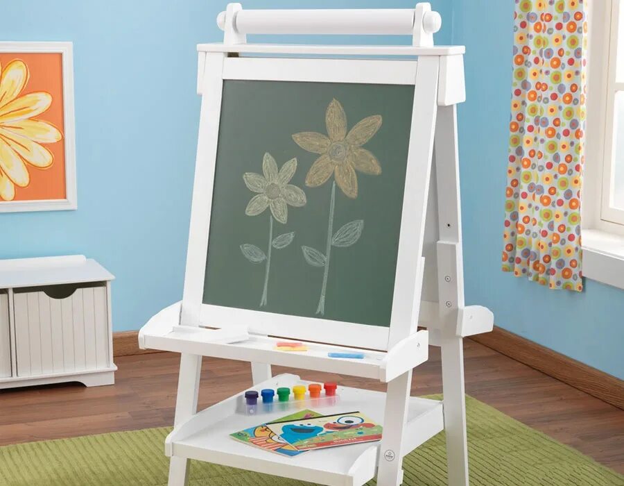 Мольберт в саду. Мольберт kidkraft делюкс двусторонний 62040_ke. детский двусторонний мольберт &quot;делюкс&quot; белый. мольберт детский kidkraft двусторонний. kidkraft делюкс мольберт детский.