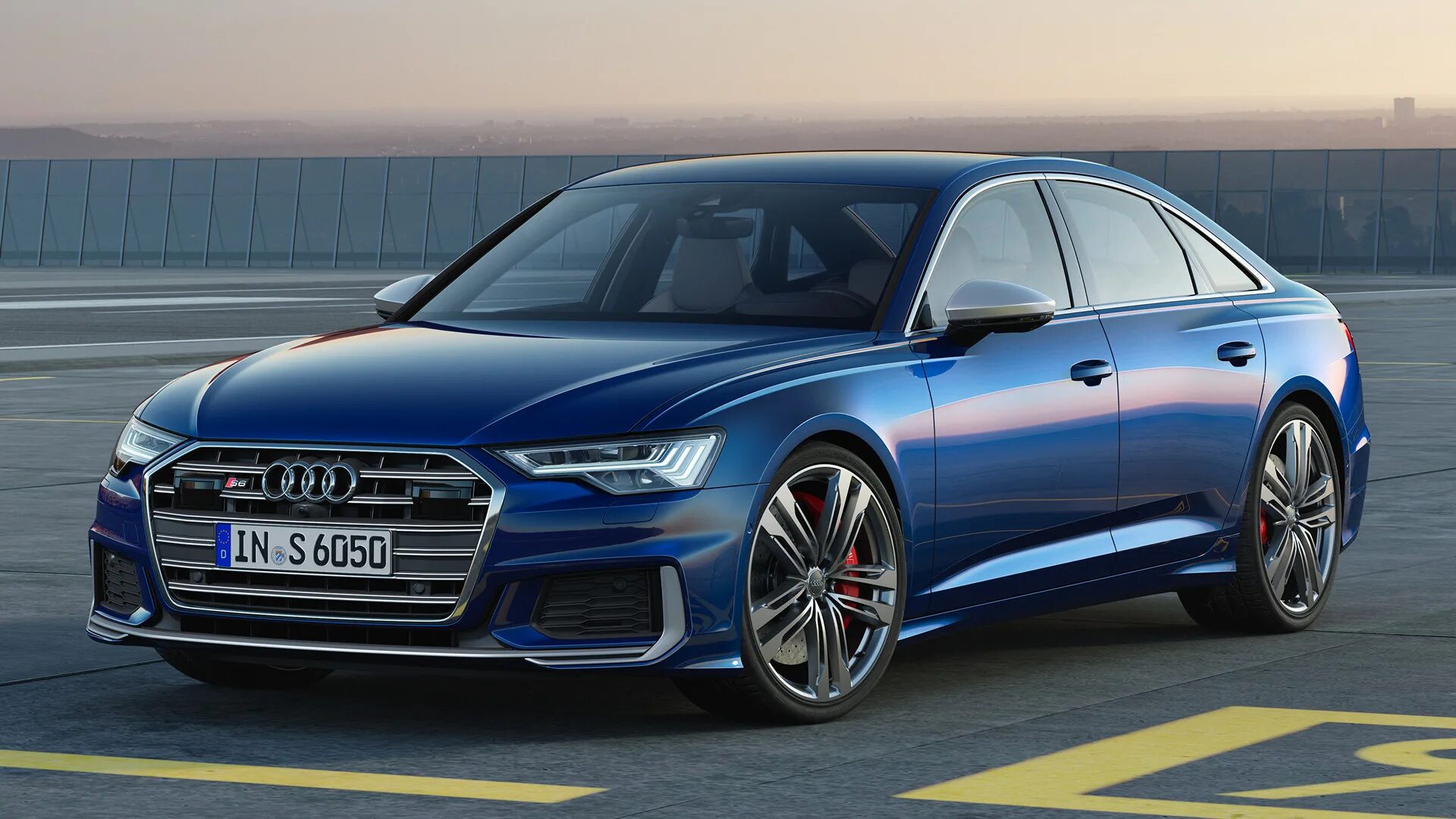 Zenvo tsr s vs chiron. Volvo s60 r design 2020. Ягуар седан 2019. Зенво 2019. Mercedes s coupe 2019.