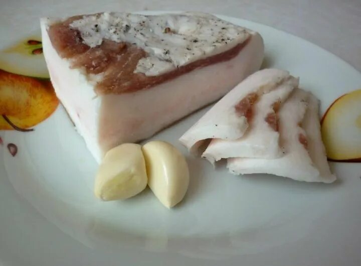 Сало соленое. - купить в Иркутске, цена 350 руб., продано 26 марта 2023 - Продук