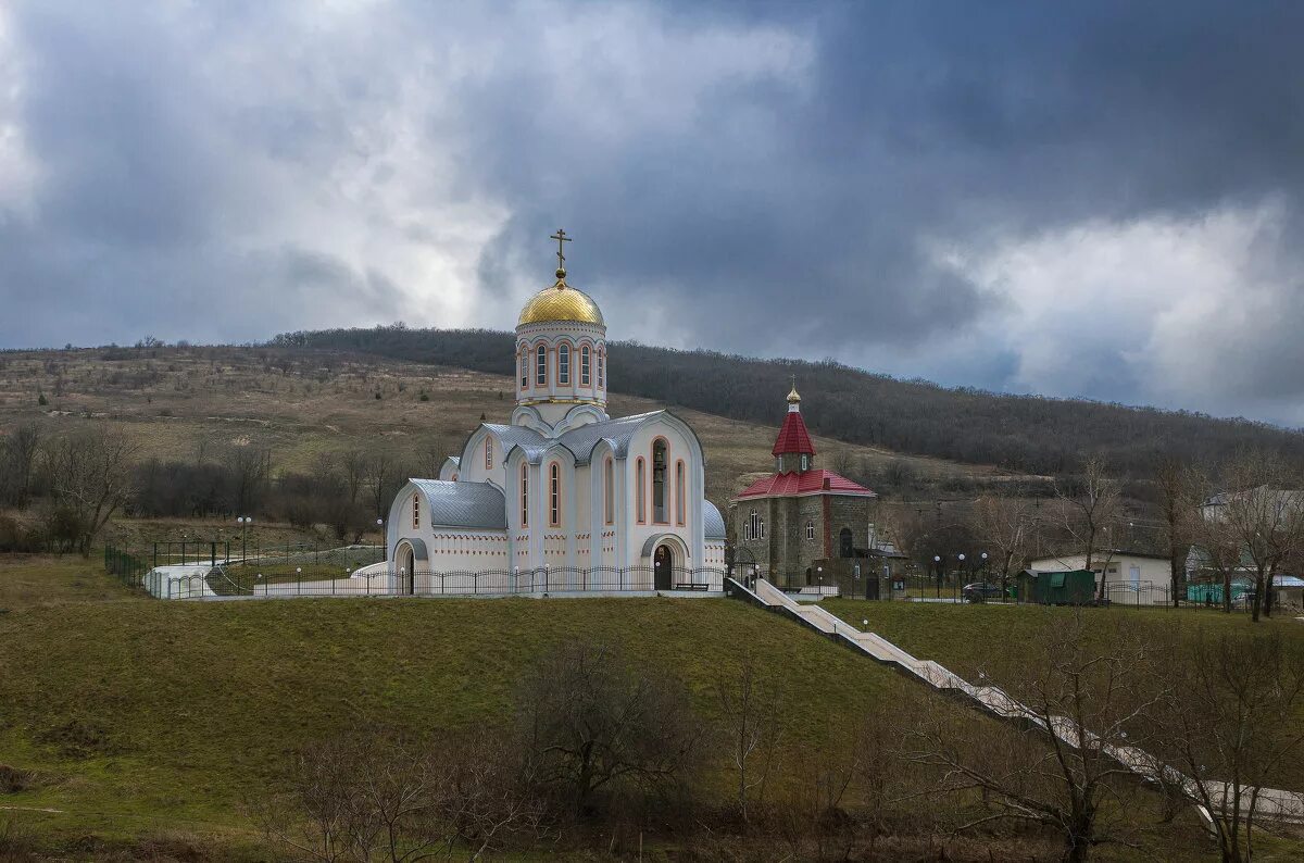 Семидесятное выпуск 2008 хохольский. Храм святой великомученицы варвары варваровка. Синоптик варваровка. Варваровка анапа. Варваровка алексеевский район белгородская область.