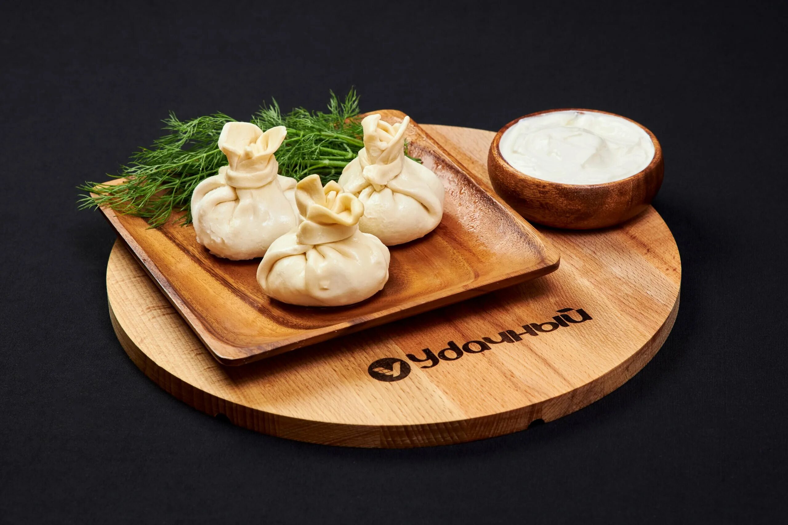 элеш и курник. пирожок с курицей и грибами. курник замороженный. курник замороженный полуфабрикат. мини курники.