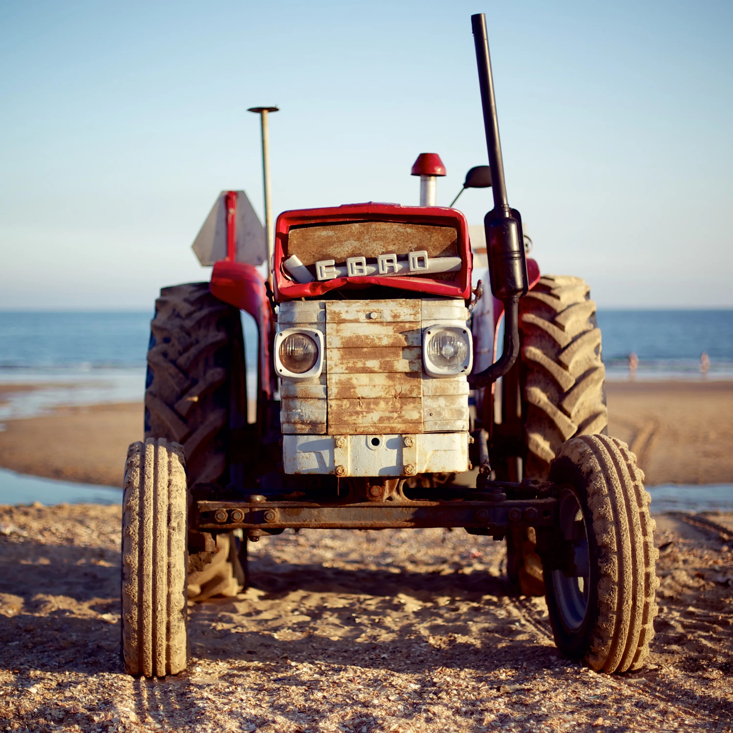 Mine tractor