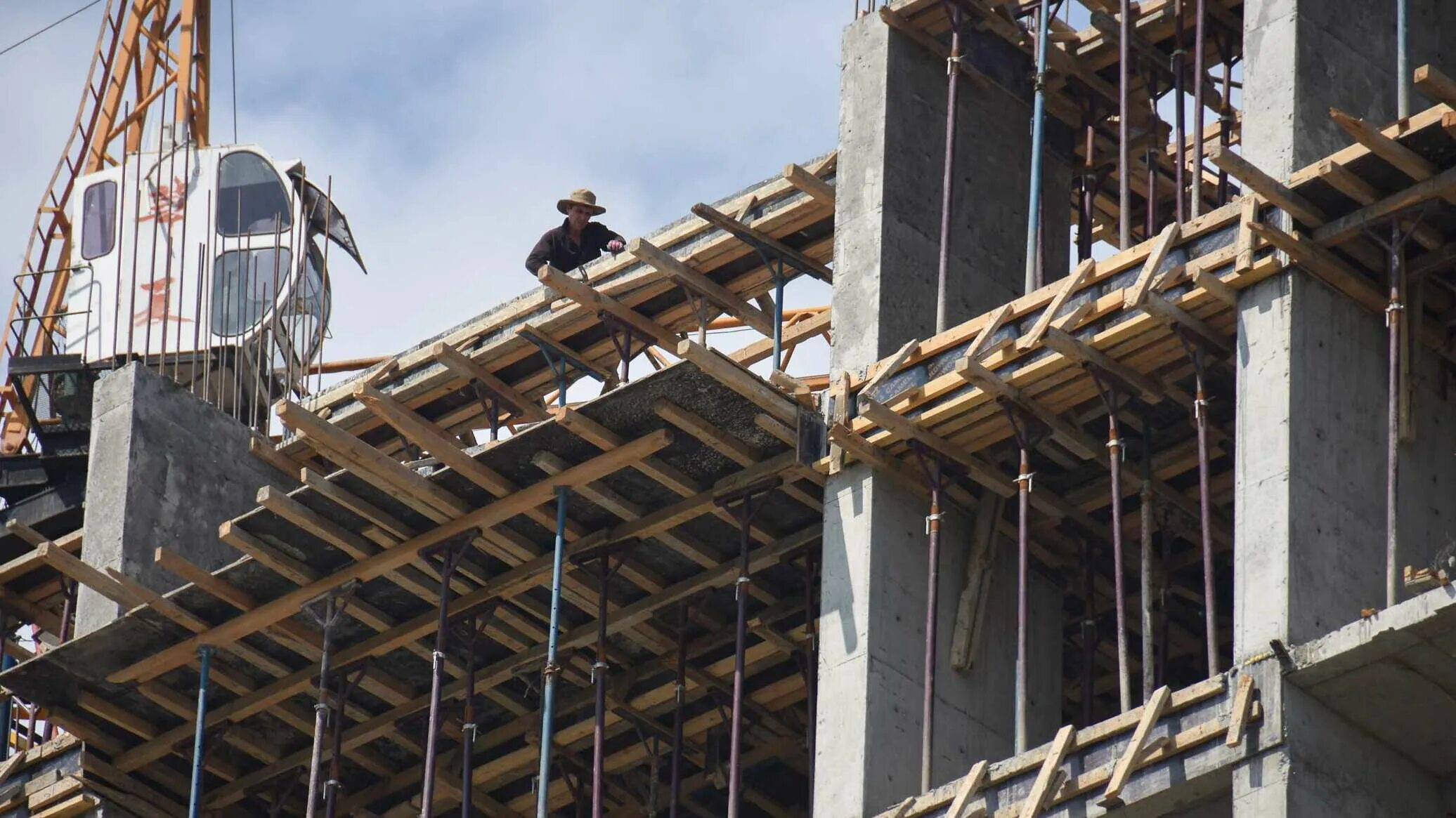 Центральная мечеть душанбе. Новостройки в таджикистане душанбе. Жилой комплекс симург душанбе. Город душанбе 2022. Стройка душанбе.