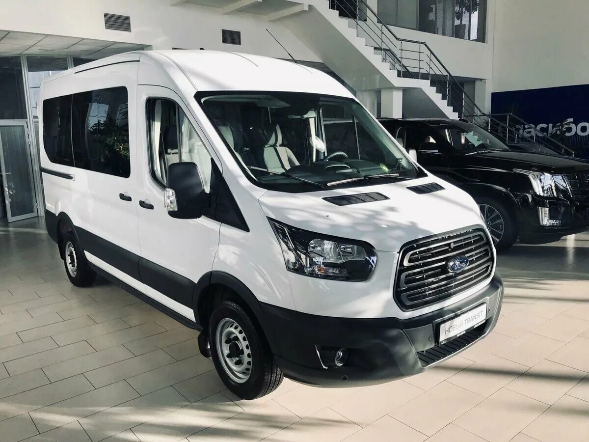 Форд транзит 2019г. Ford Transit 2019. Форд Транзит 2019 минивэн. Форд Транзит микроавтобус 2020. 2019 Ford Transit Overview.