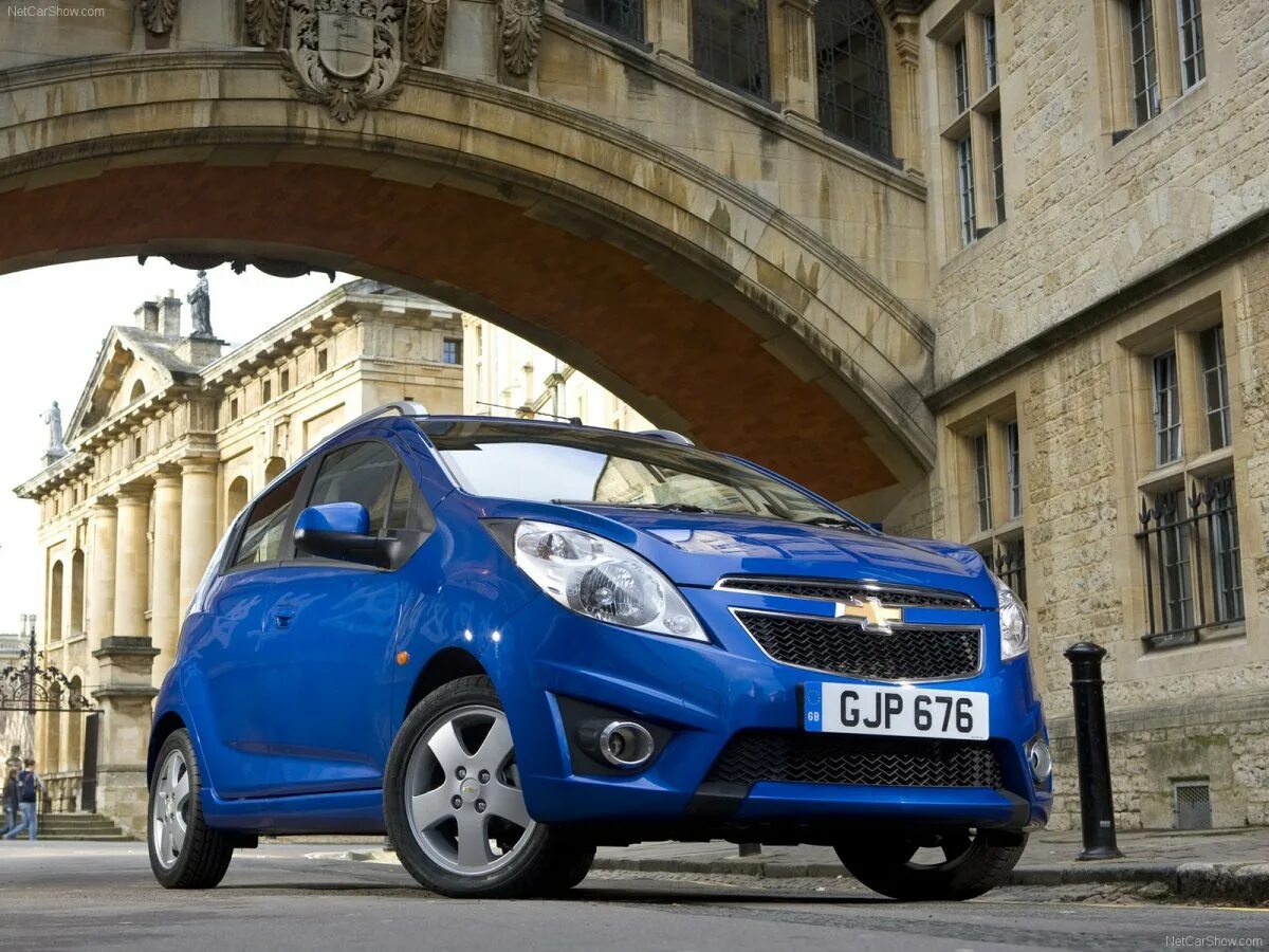 Spark 10 обои. Chevrolet Spark 2010. Chevrolet Spark m400. Шевроле Spark 2010. Chevrolet Spark New.