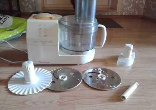 Комбайн moulinex masterchef 350. Мулинекс мастершеф. Мулинекс masterchef 8000. Кухонный комбайн moulinex masterchef 350. Комбайн moulinex masterchef.