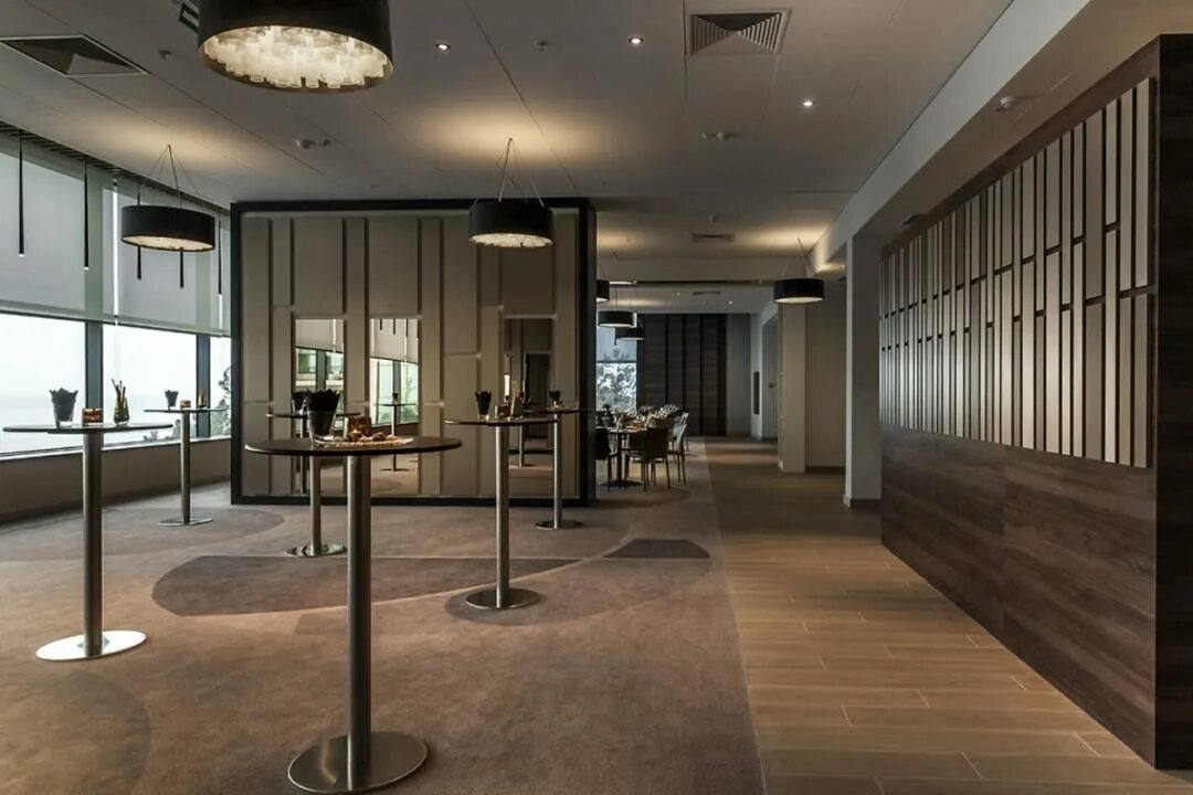 Pullman сочи центр. Зал платан pullman сочи. пулман меркури сочи. пуллман сочи центр. сочи центр гостиница пулман.