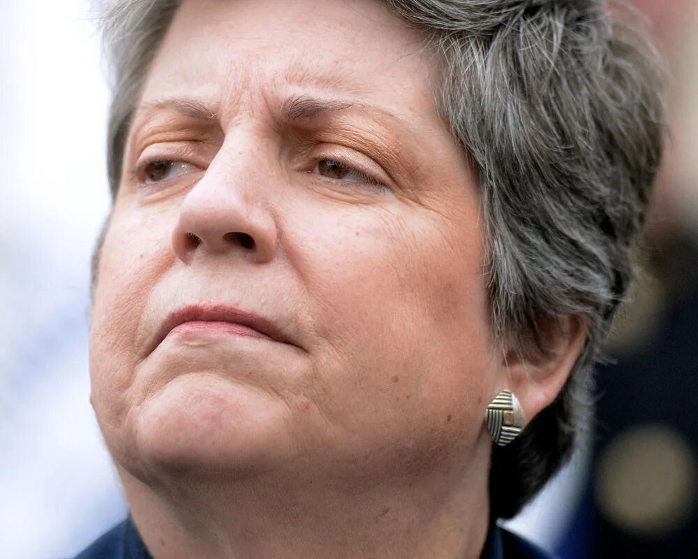 Должностное лицо в сша. "Janet Napolitano". Американские женщины политики. Женщины в правительстве США. Политик США.