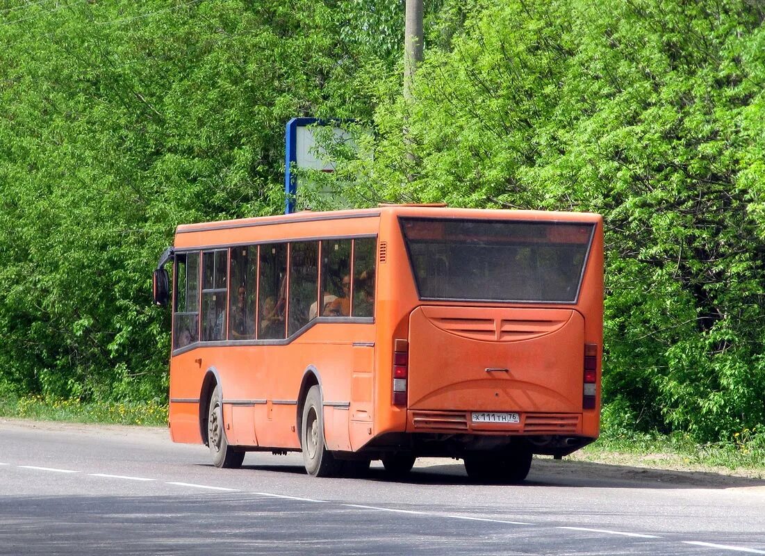 Ел 76. МАРЗ 42191. МАРЗ автобус. МАРЗ 4219 зелёный. МАРЗ 42191 салон.