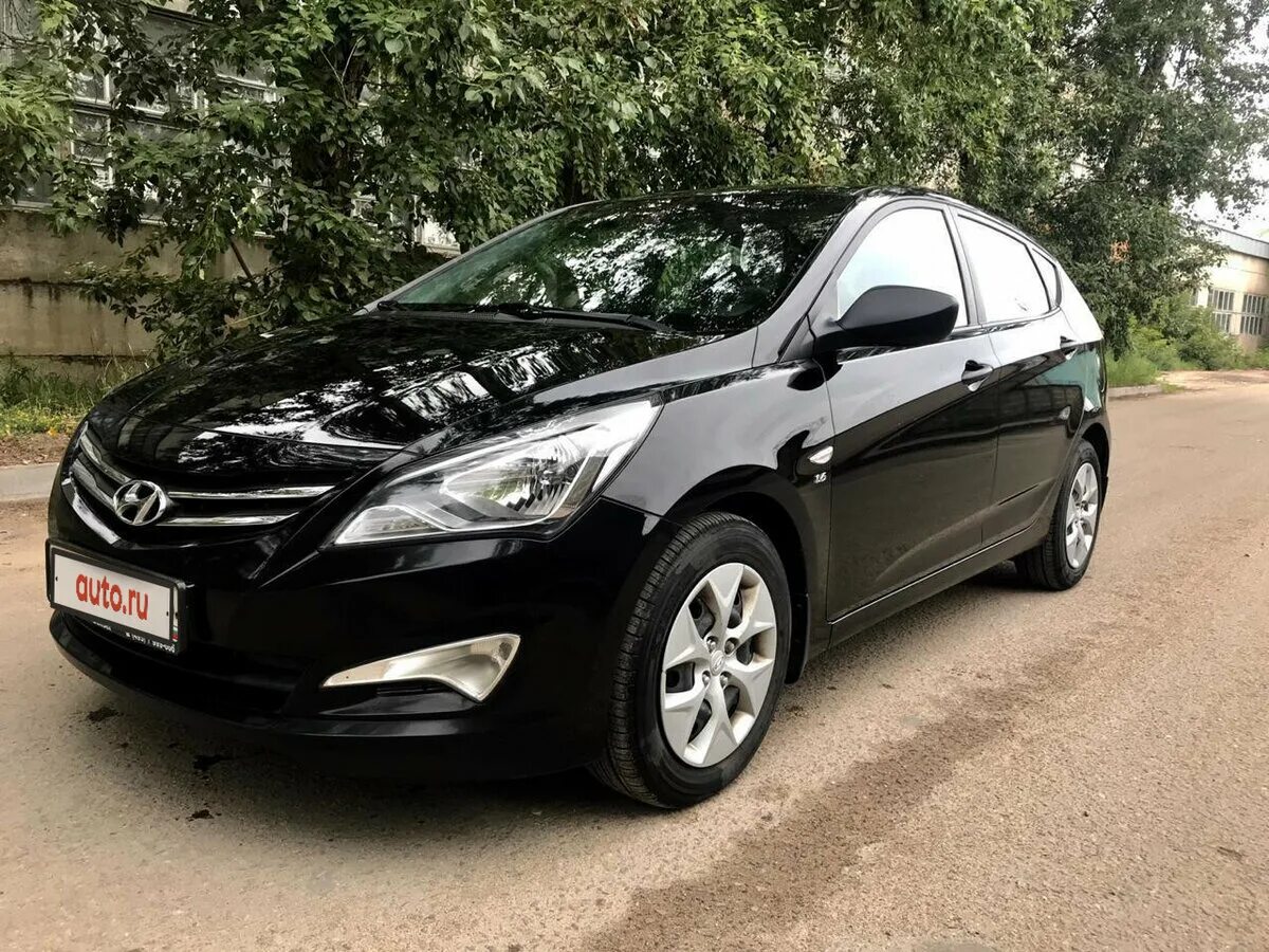 солярис 1 рестайл. Solaris 2014 рестайлинг. Hyundai solaris 2014 серебристый. хендай солярис 2014 года рестайлинг. Hyundai solaris 2014 хэтчбек рестайлинг.